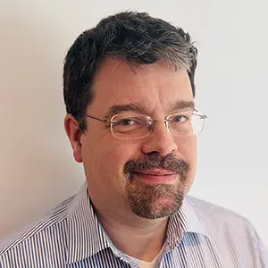 Dr. Christian Fowelin